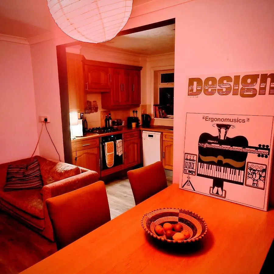 Holiday home Private Entire House - 3 Bedrooms Garden Parking Brighton United Kingdom