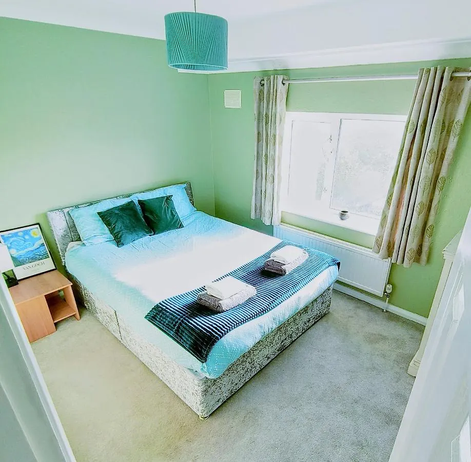 Private Entire House - 3 Bedrooms Garden Parking Brighton Holiday home
