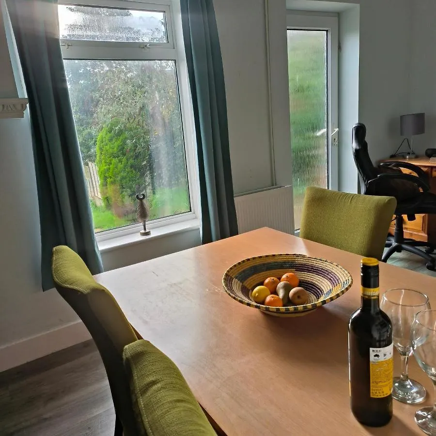 Holiday home Private Entire House - 3 Bedrooms Garden Parking Brighton